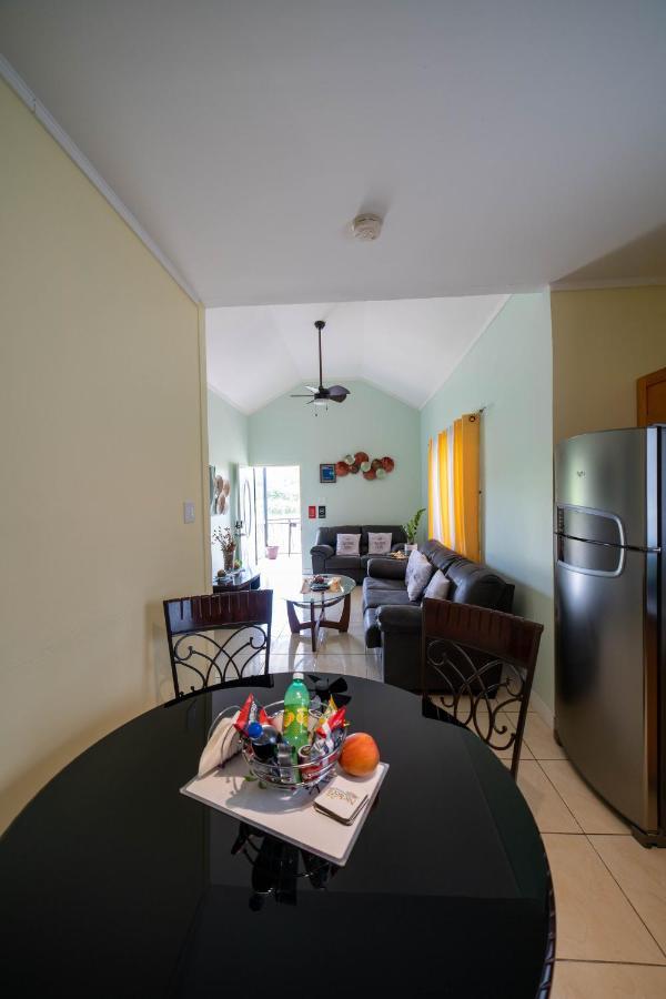 מונטגו ביי Nickels Garden Villas מראה חיצוני תמונה