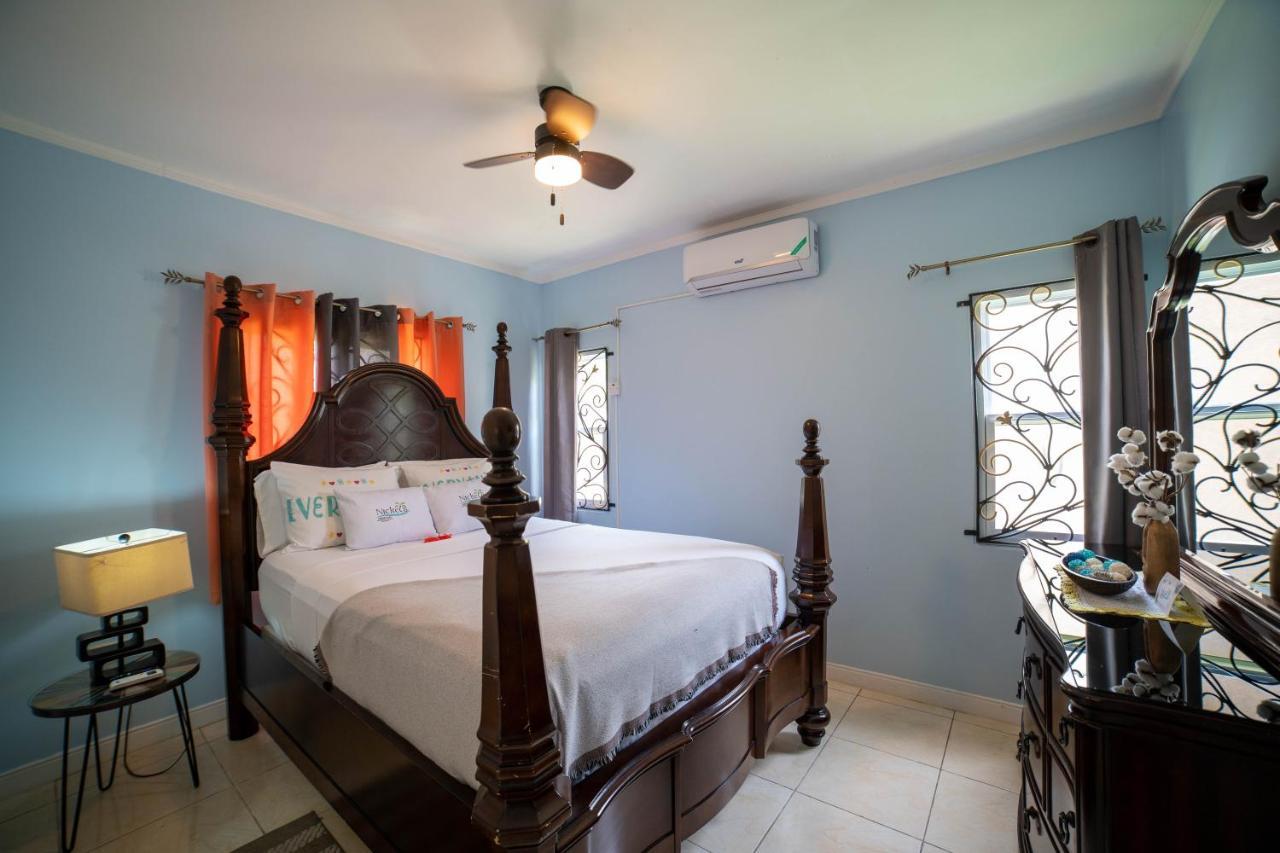 מונטגו ביי Nickels Garden Villas מראה חיצוני תמונה